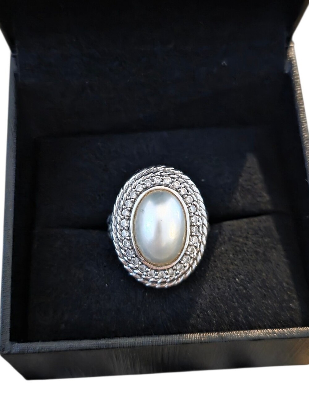 Judith Ripka Silver Oval Pearl Ring - Picture 1 of 3